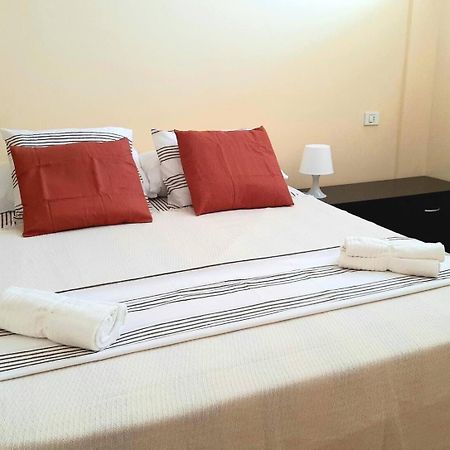 Perfectly Located Apartment With Pool Плая де лас Америкас Екстериор снимка