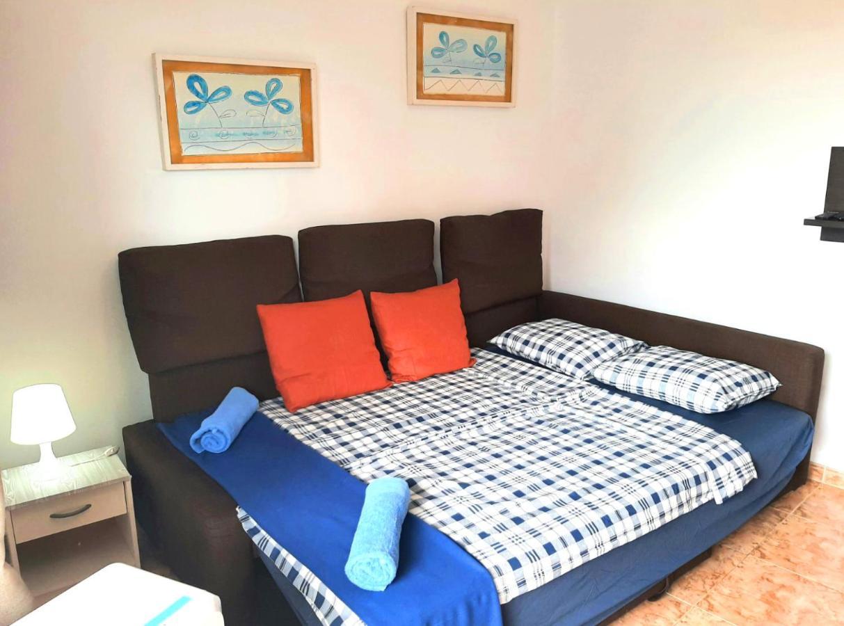 Perfectly Located Apartment With Pool Плая де лас Америкас Екстериор снимка